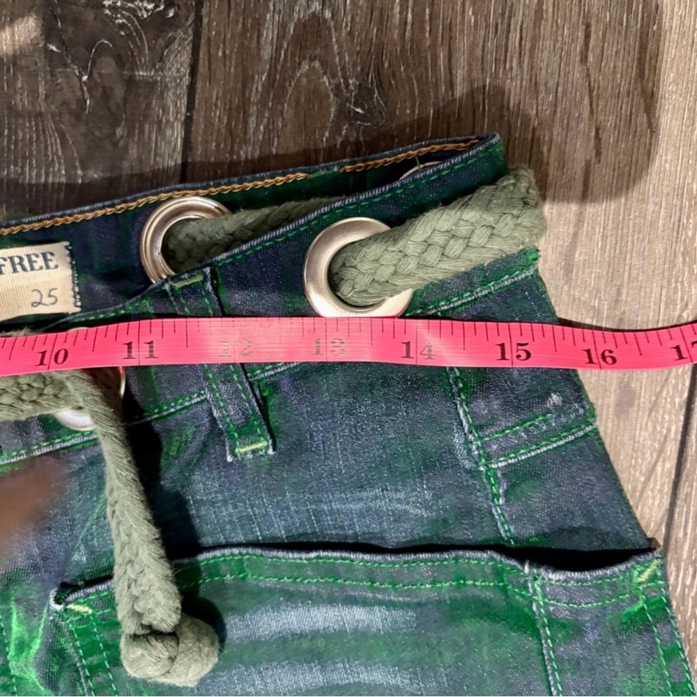 Free People We The Free Moxie Pull-On Barrel Jeans in Kelly Green - Picture 9 of 11